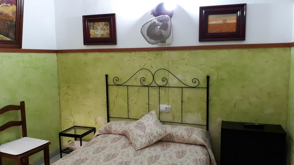 Hostal Manolo El Puerto de Santa María Εξωτερικό φωτογραφία